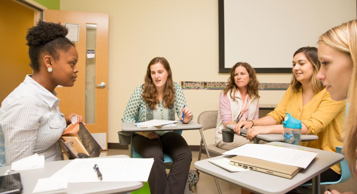 Class at the speech, hearing and learning center